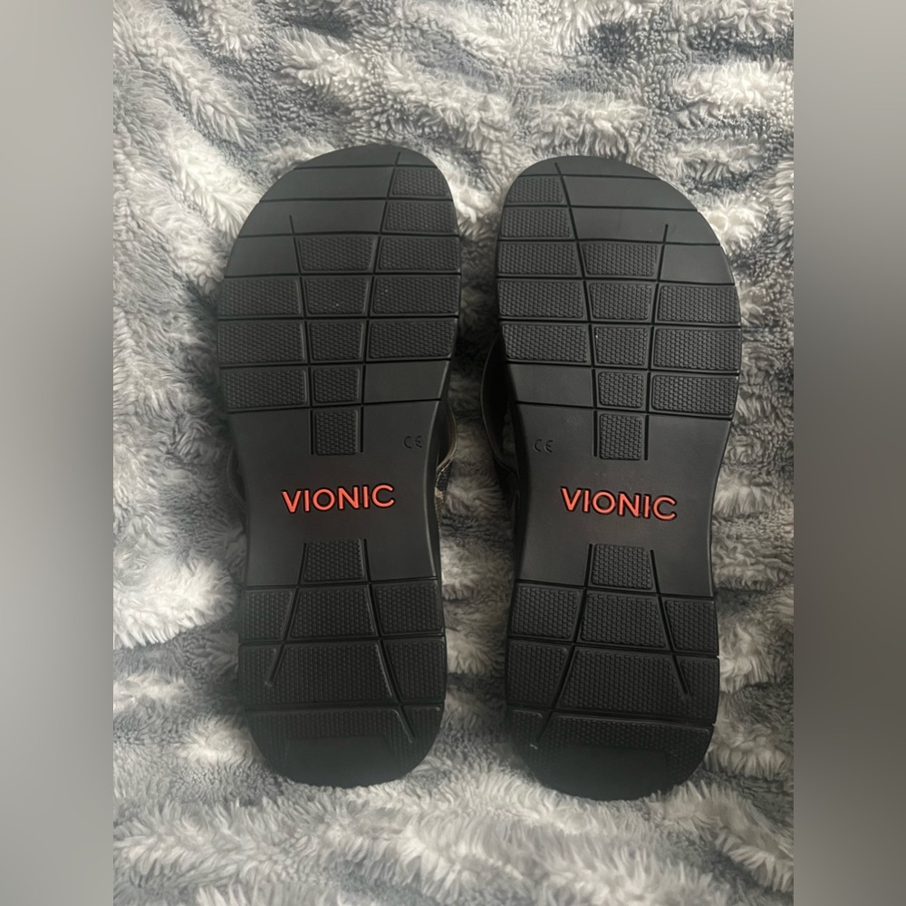 Mens Vionic Orthopedic Sandal (Camo) Size:13 (orig: $80) - Picture 4 of 7